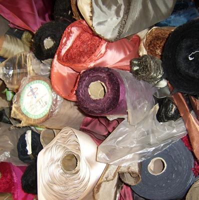 義烏花邊回收 告別積壓庫存，擁抱循環(huán)未來，專業(yè)回收與輔料銷售雙軌并行